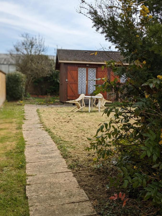 Au Petit Chalet D'Illiers Combray - Salle D'Eau Uniquement Esterno foto